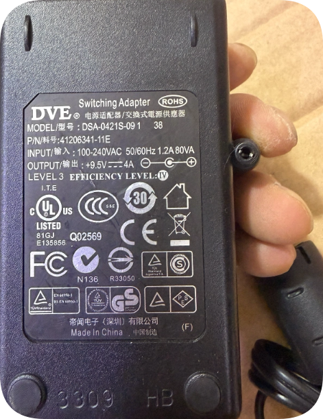 *Brand NEW*DVE 9.5V 4A Charger DSA-0421S-09138 Round Port Power Supply